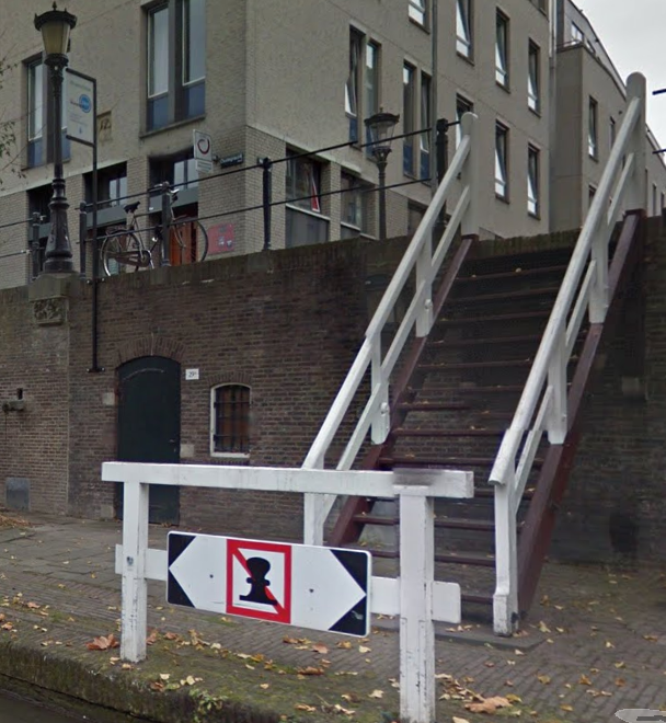 Drummers Place Oudegracht aan de werf Utrecht (bron: Google Maps)